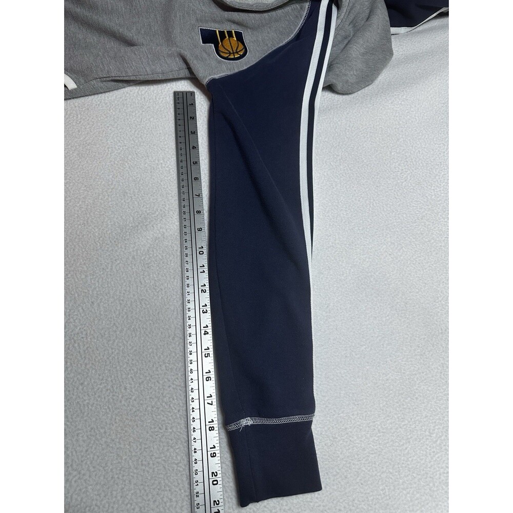 Indiana Pacers Sweatshirt Hoodie Women’s Size Medium Long Sleeve NBA Basketball - Picture 6 of 8